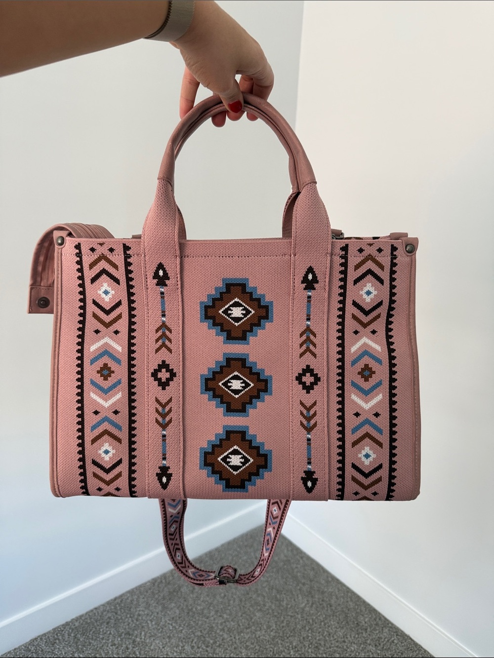 NWT Montana West Boho Pink Embroidered Bag